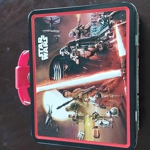 Star Wars metal lunch box, some signs of wear